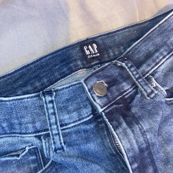 GAP Skinny Jeans - Picture 4 of 5